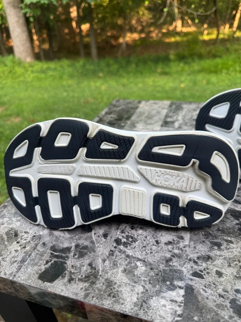 Hoka One One Bondi 9 Womens Size 7 2EBlack White Athletic Running Shoes Sneakers